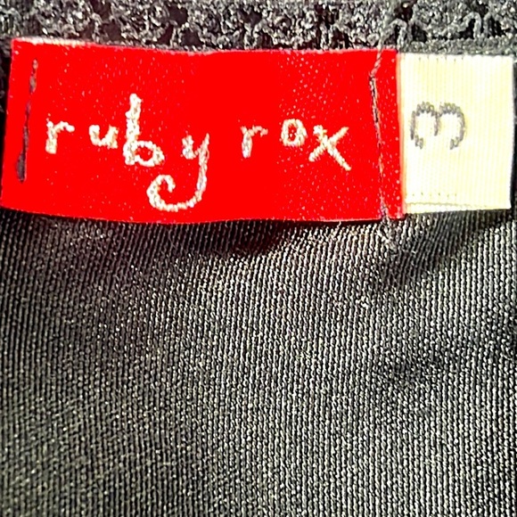 Ruby Rox party/Prom dress size 3 - Picture 7 of 8